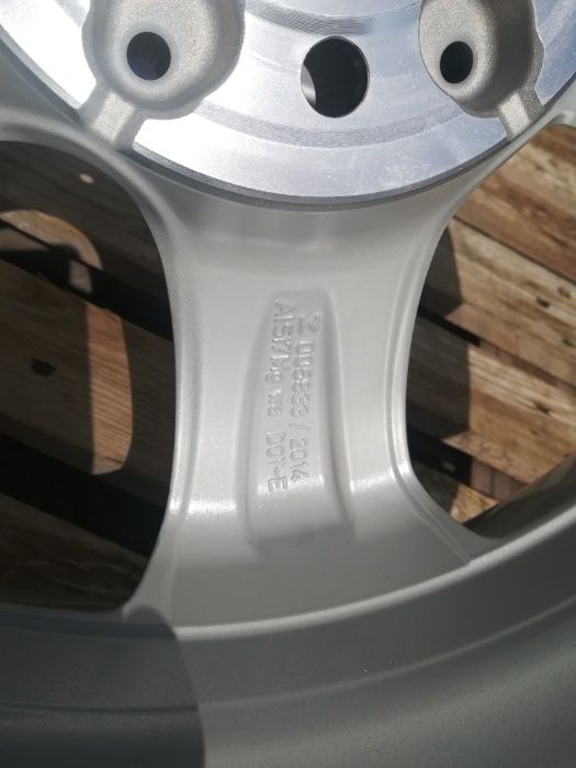 17 цола 5 х 112 мм МЕРЦЕДЕС Вито / Виано - Оригинал / ЧИСТО НОВИ ! ! !