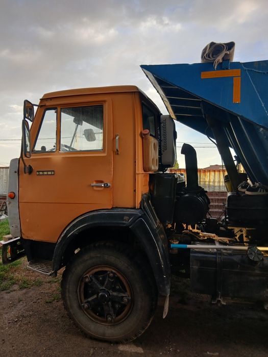 Продам камаз самосвал