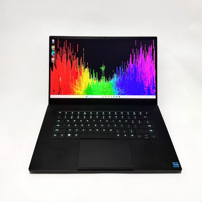 Razer Blade 15/QHD 240Hz/i7-12800H 14x4.80GHz/RTX 3070 Ti/16GB DDR5/1TB