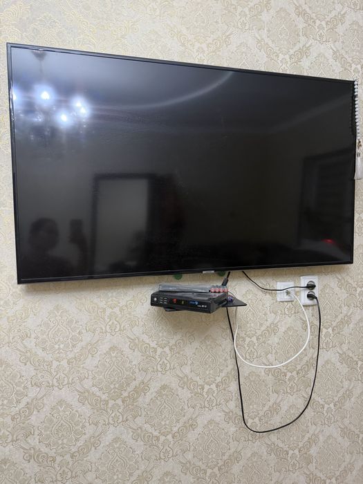 Телевизор самсунг 120/70см