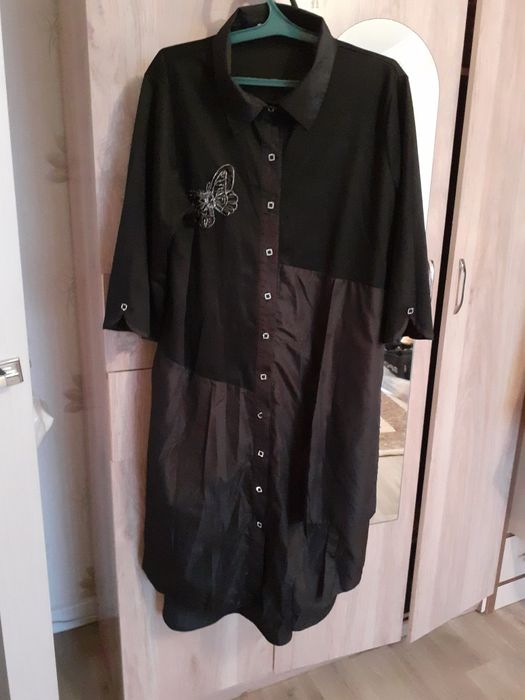 Продам платье 52 размер.