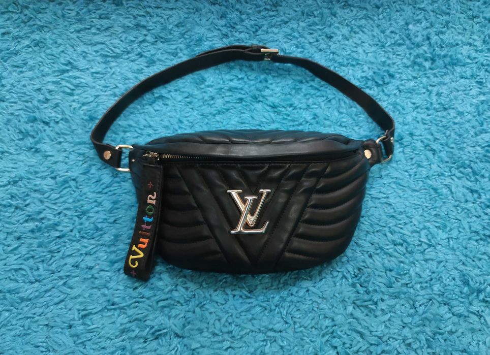 Geanta/Borseta Louis Vuitton New Wave