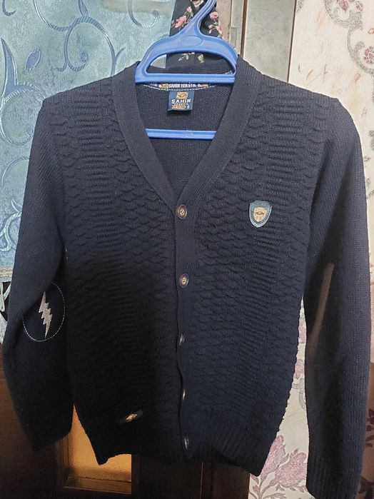 свитер кардиган школьнику размер 13-15 лет