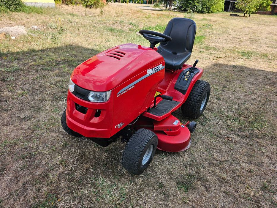 Тракторна Косачка 23.К.с. Briggs&Stratton/SNAPPER. USA. ПЕРФЕКТНА