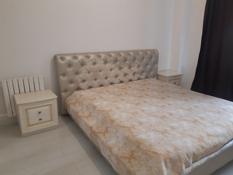 Продам спальный гарнитур б/у