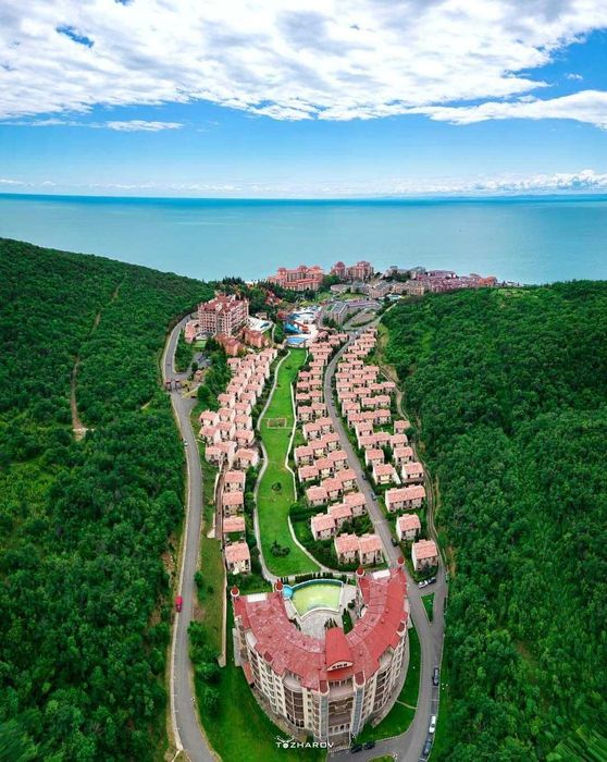 Дава се под наем Двустаен апартамент в к.к. Елените - 56 кв.м за 612 € - Снимка #8