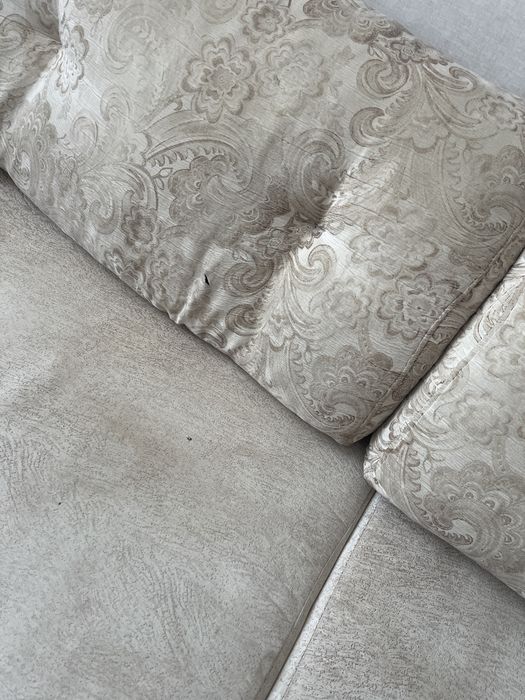 Диван для гостинной