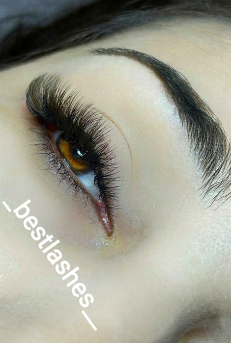 Делаю наращивания ресниц