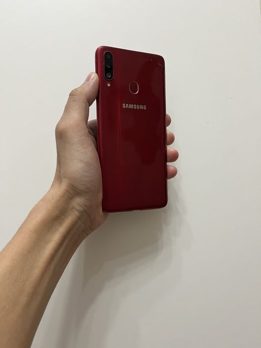 Самсунг А20s////////