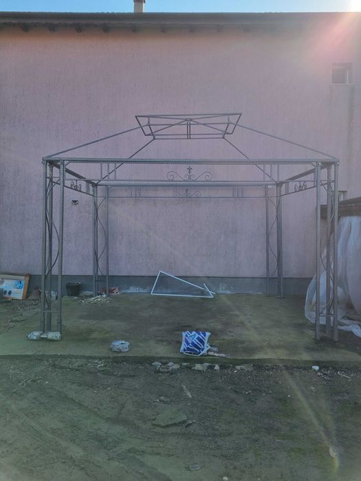 Зглобяема беседка от ковано желязо