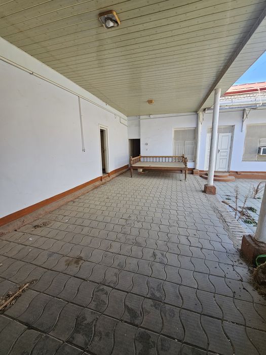 Продаётся Дом 4соток земли Под Гостиницы