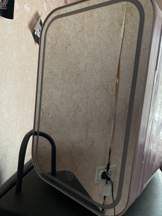 мини холодильник для косметики