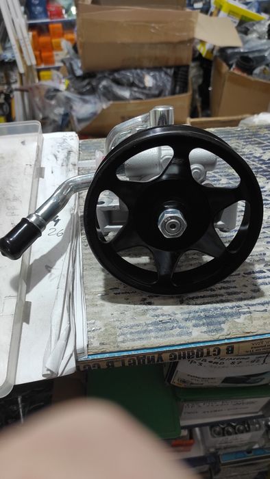 Гидроусилитель Гур насос Мазда Форд