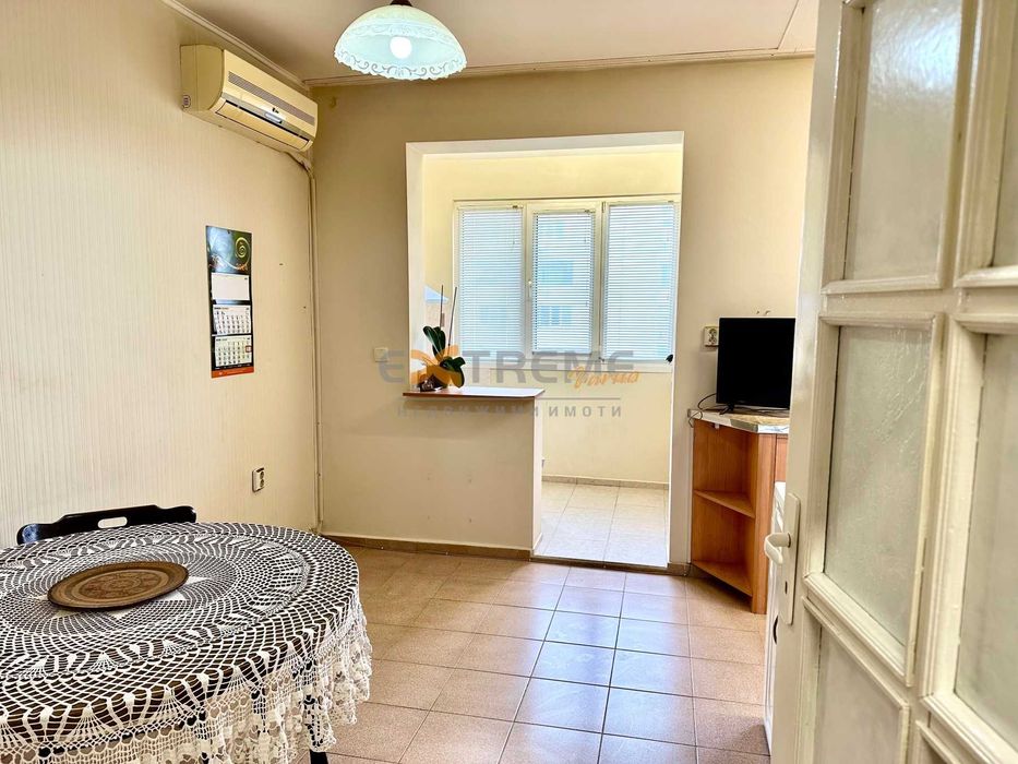 Продава се Тристаен апартамент в Варна, Кайсиева градина - 80 кв.м за 1500 €/кв.м - Снимка #2