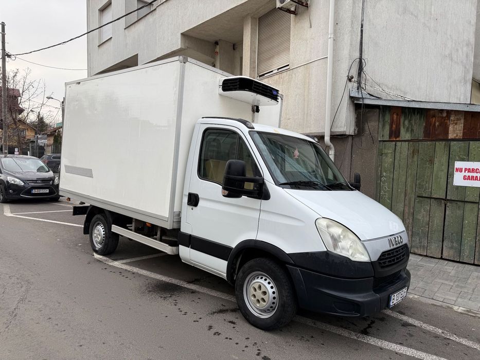 Iveco Daily 35c Frigorific Frig Carrier an 2014 Cub Izoterm 298.000km Istoric Service Facturi Kit Distribuție Ambreiaj Rezivie Frig AC Navi Discuri Placute Baterie Anvelope direcție suspensie Vopsea Ok TVA Unic Proprietar Daily Frigorific 2014 Priza Stați