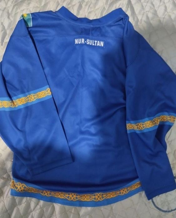 Свитер КХЛ Барыс