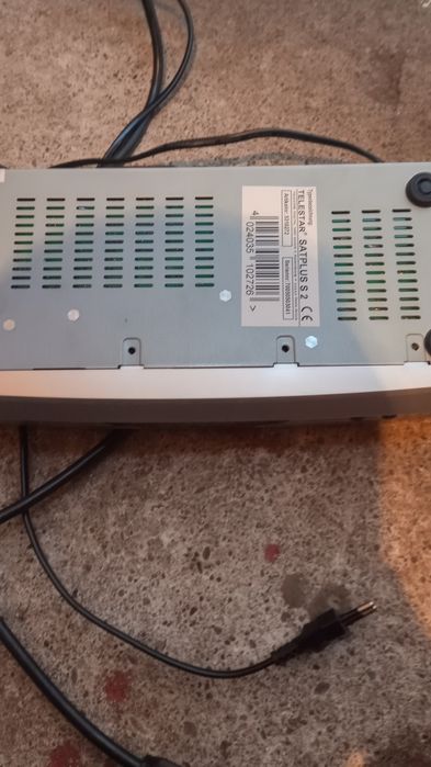 Vând decor este stare foarte buna funcționare