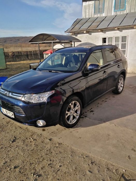 Mitsubishi Outlander 4x4 2014