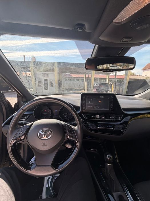 Toyota CH-R 2021 1.8 Hybrid