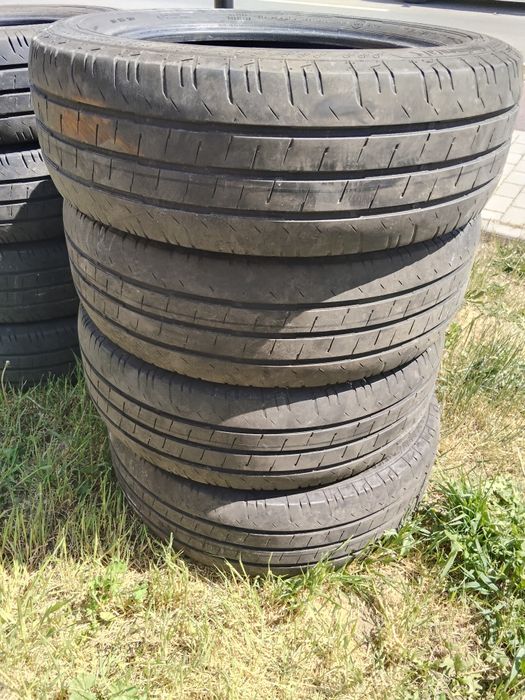 Cauciucuri  C   205/65/16 și 215/60/17