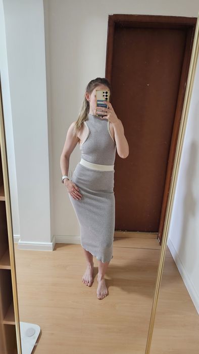 Сив костюм Боди + Пола Zara