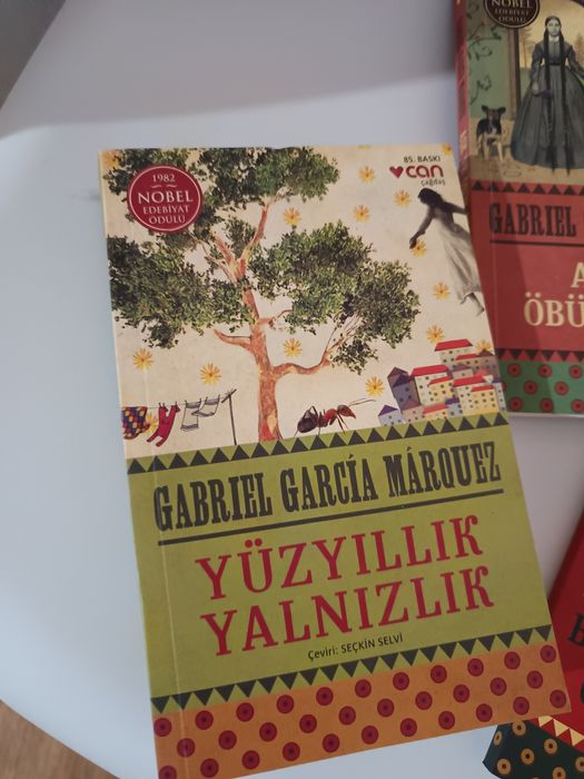 Книги. Г.Г. Маркес на турски език