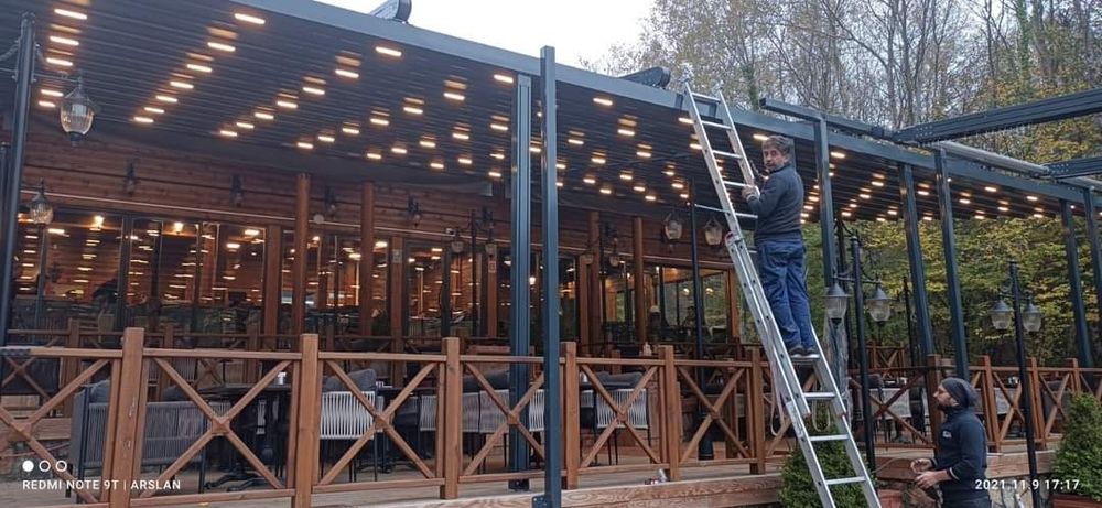 Pergole în rate . Producător