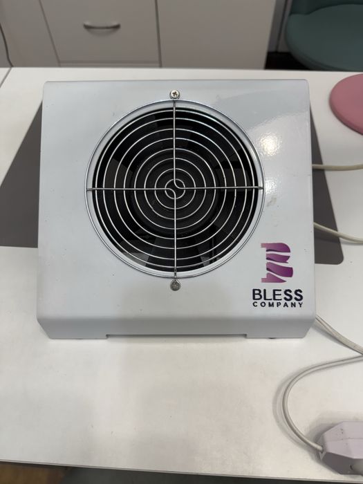 Продам вытяжку б/у