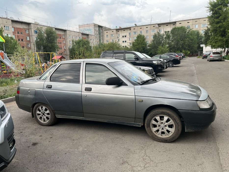 Продам машину ваз 2110