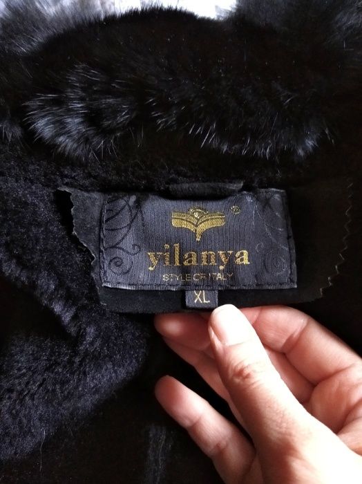 Дубленка с песцовым воротником