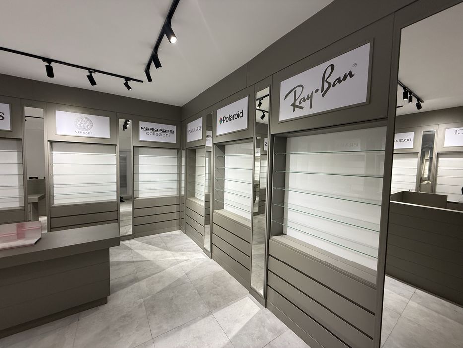 Мебель для оптики