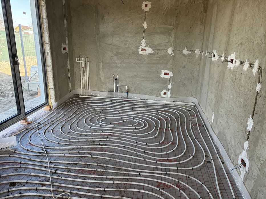 Casa cu piscina automarizata/sat Costi posibilitate rate 12 luni