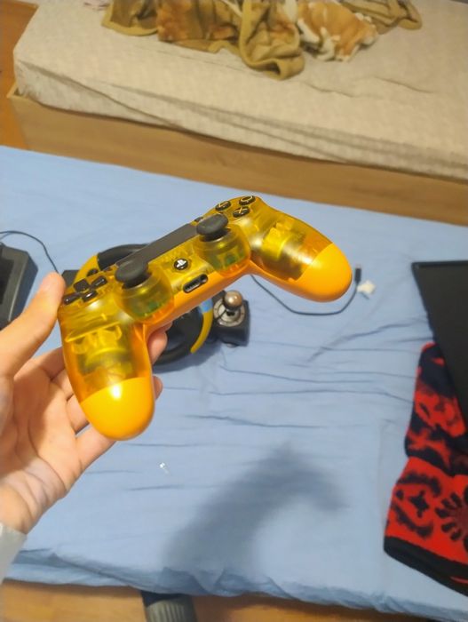 Controller ps4 original limited edition  death stranding

Descriere:ac