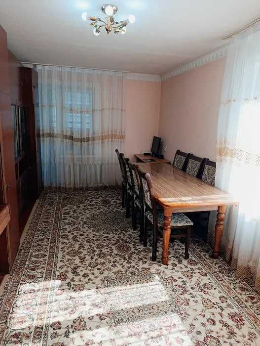 Нукис ккинотеатр йонида 1 хонали квартира арзон нархда сотилади !!