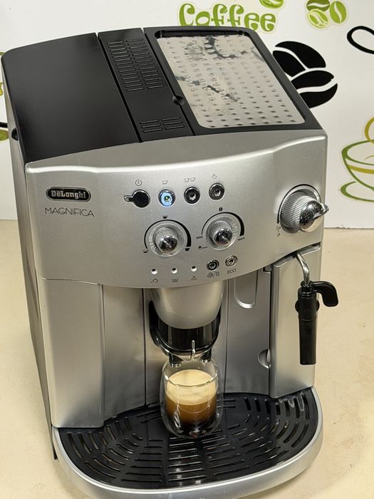 Кафемашина кафе автомат delonghi magnifica с гаранция