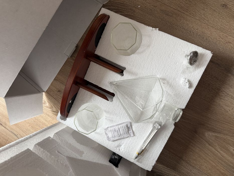 Decantor whiskey nou