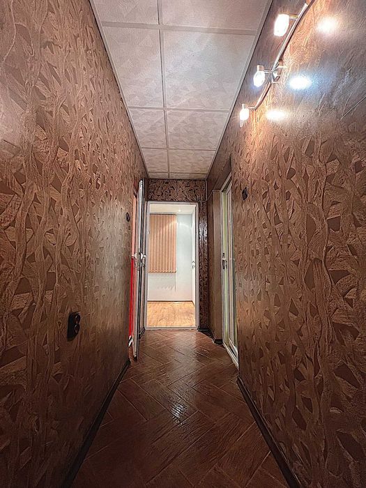 Продава се Тристаен апартамент в Враца, Център - 82 кв.м за 1487 €/кв.м - Снимка #15