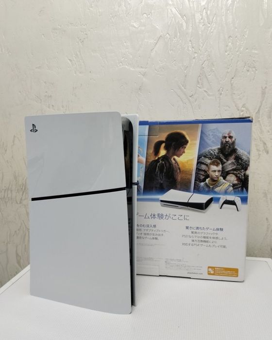 PlayStation 5 Slim + 2 геймпада + игры