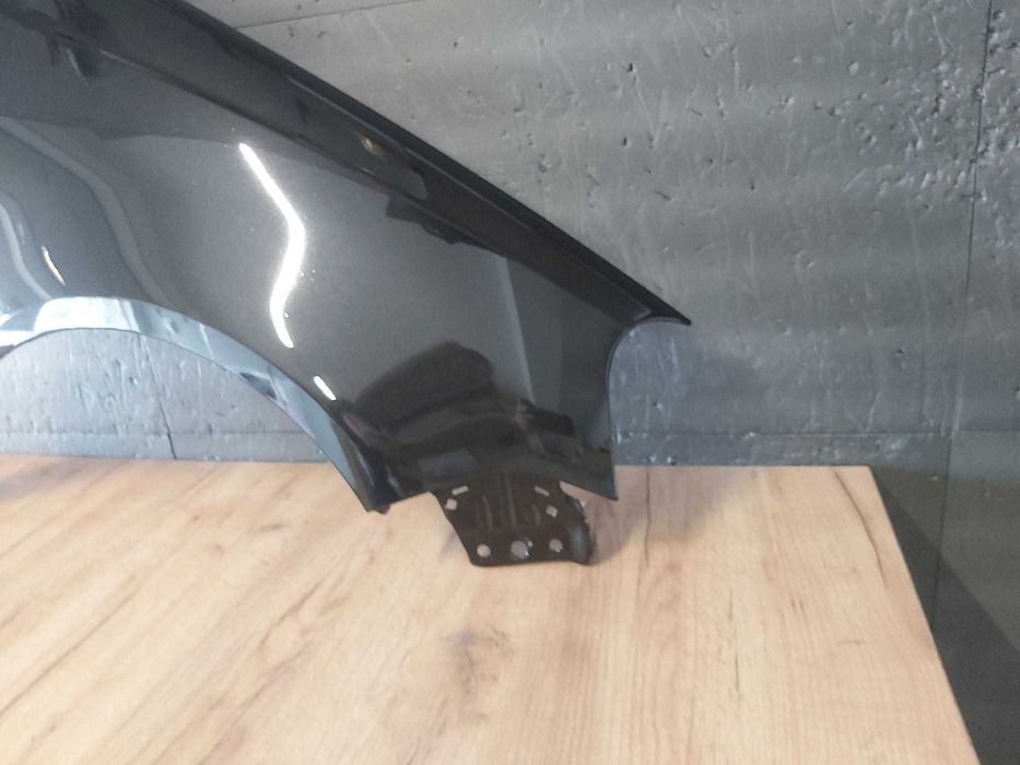 Aripa Fata Dreapta VW Polo 6/VI 9N 2005-2009 (LC9Z (Negru))