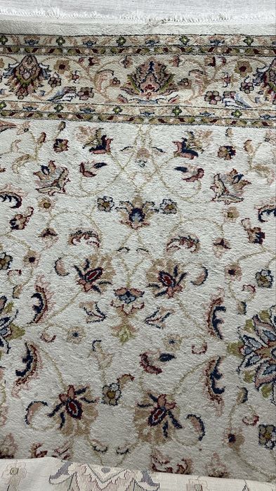 Продам ковры 2 шт