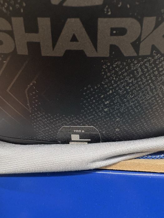 Каска Shark размер Л