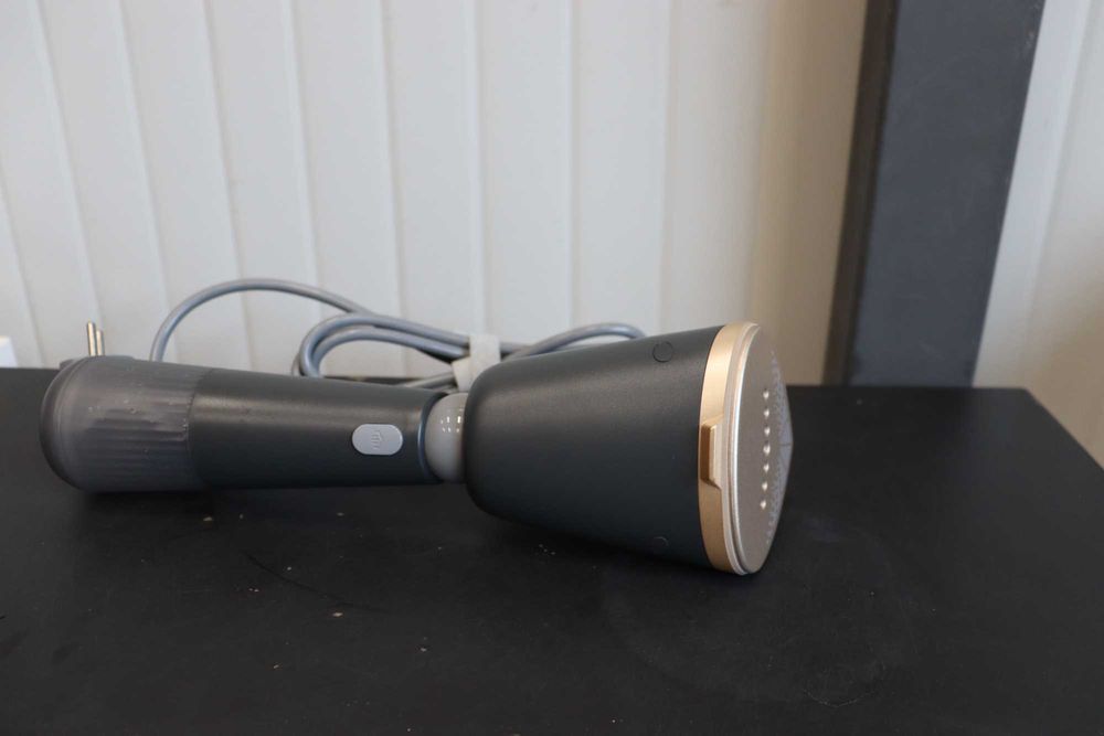 Преносима вертикална ютия Philips Series 5000 бързо нагряване STH5030