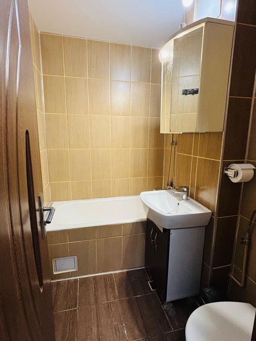 Inchiriez Apartament cu 2 camere