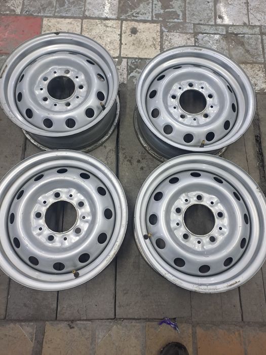 Продам диски на ниву