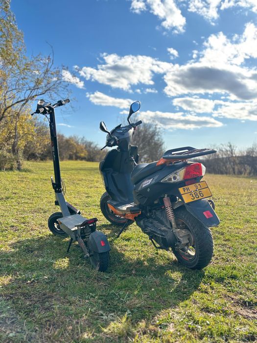 Se vine trotineta electrică MYRIA Road Traveller XT