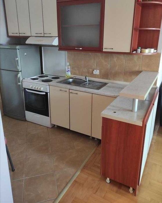 Дава се под наем Двустаен апартамент в Пловдив, Беломорски - 62 кв.м за 285.6 € - Снимка #1