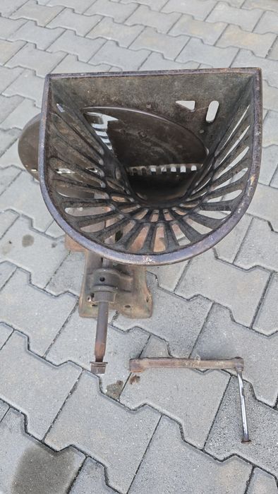 Tocător manual fructe