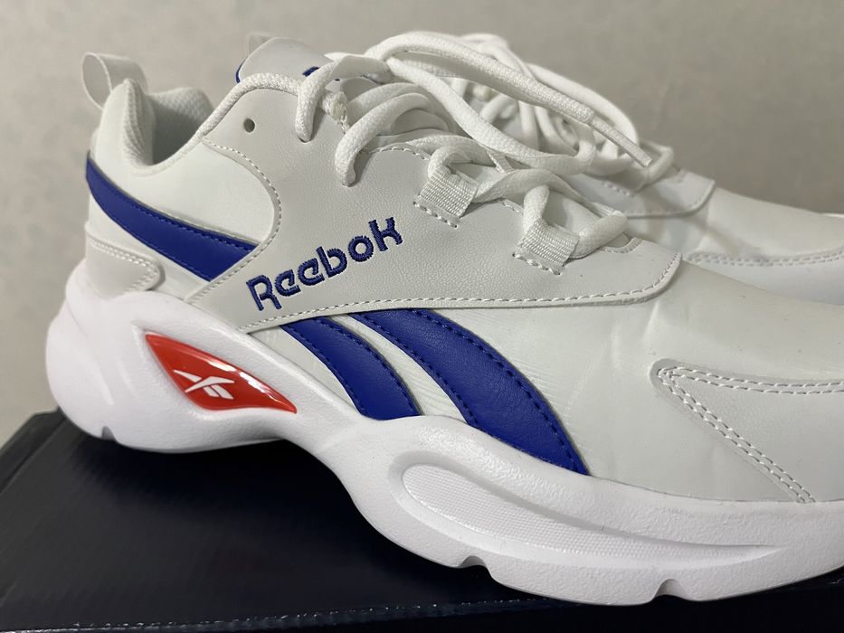 Продам кроссовки Reebok новые!