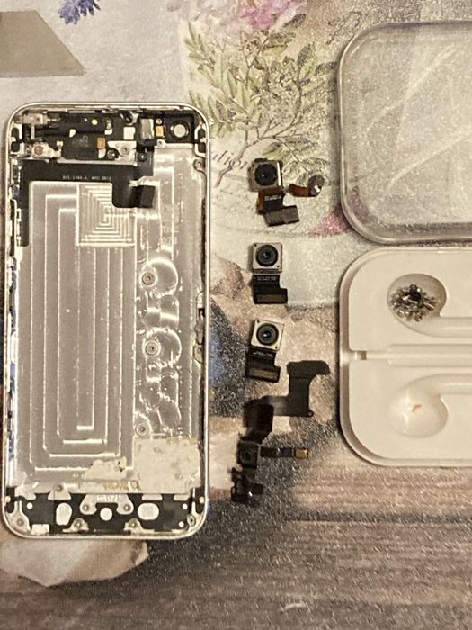 Запчасти Айфон