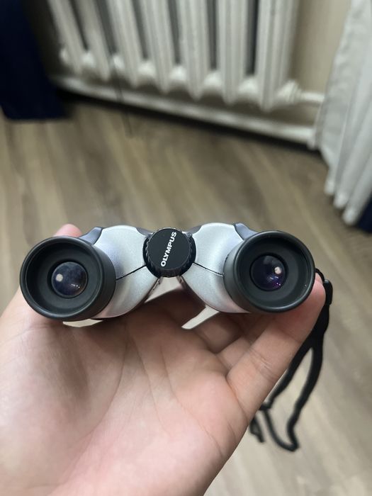 Бинокль Olympus 8x21 DPCI
